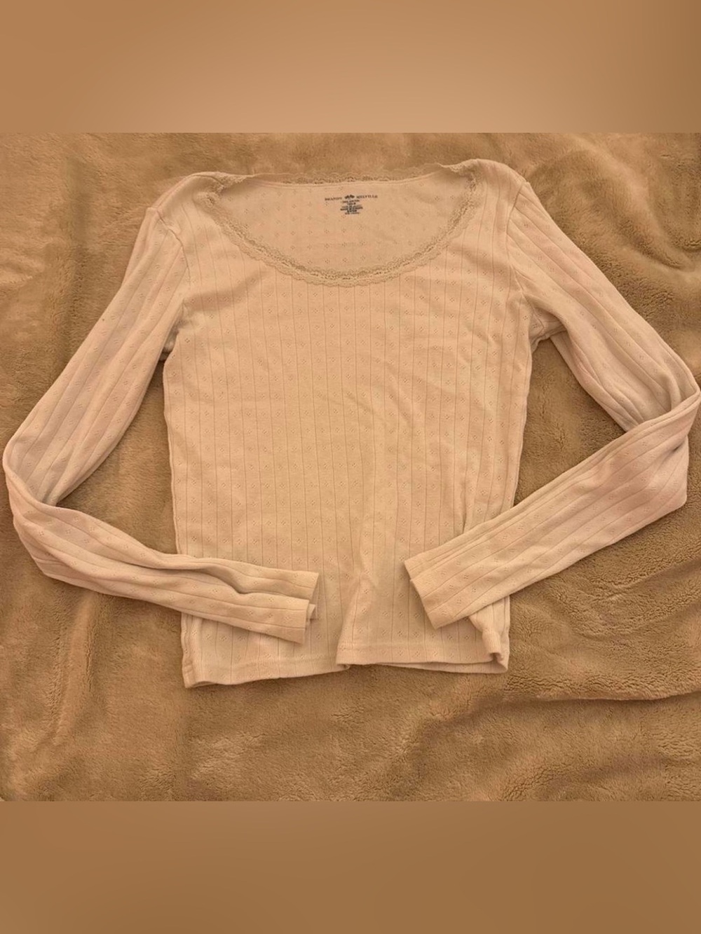 Brandy Melville Long-Sleeve Scoop Neck Ribbed Top